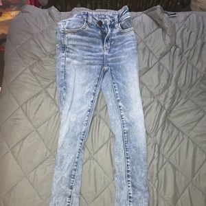 American eagle light jeans